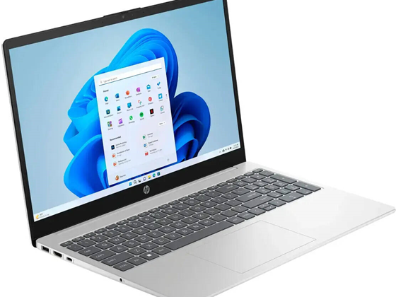 LAPTOP HP 15-FD0005 15.6" HD, I5-1235U, 8GB, 512GB SSD M.2, 8GB, PUERTOS 2X USB 3.1, 1X HDMI 2.1, 1X GBE LAN, LECTOR DE TARJETA SD, WIFI 6, BT 5.3, WINDOW 11 INGLES, SILVER (A9PE6UA#ABA)