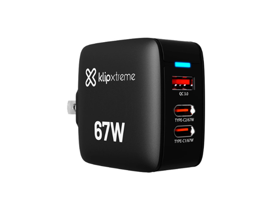 CARGADOR DE PARED TRIPLE PUERTO USB-C®/USB-A 67W CON TECNOLOGÍA GAN – KLIP XTREME (KMC-500)