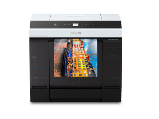 [107636] IMPRESORA FOTOGRÁFICA PROFESIONAL EPSON SURELAB D1070DE (SLD1070DE) CON IMPRESIÓN A DOBLE CARA - TECNOLOGÍA DE IMPRESIÓN: CABEZAL MICROPIEZO AMC - RESOLUCIÓN MÁXIMA: 1440 X 720 PPP - VELOCIDAD DE IMPRESIÓN: 4" X 6" EN 7.8 SEGUNDOS (720 X 360 PPP) - TIPO DE TINTA: ULTRACHROME D6R-S (6 COLORES) EN PAQUETES DE 250ML - ANCHO MÁXIMO DE PAPEL: 8.3" - CONECTIVIDAD: USB 3.0, ETHERNET Y WI-FI.